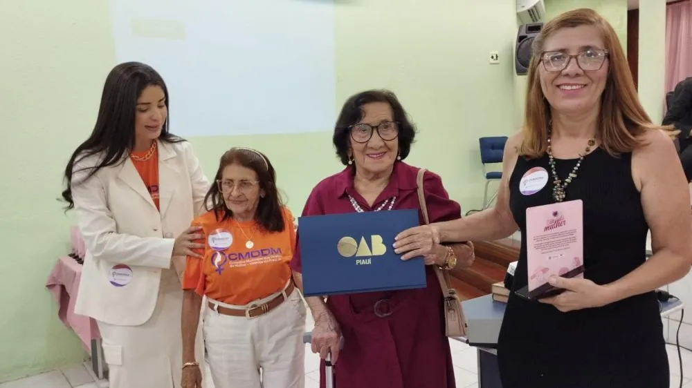 Câmara de Valença do Piauí realiza Sessão Solene em homenagem ao Dia Internacional da Mulher