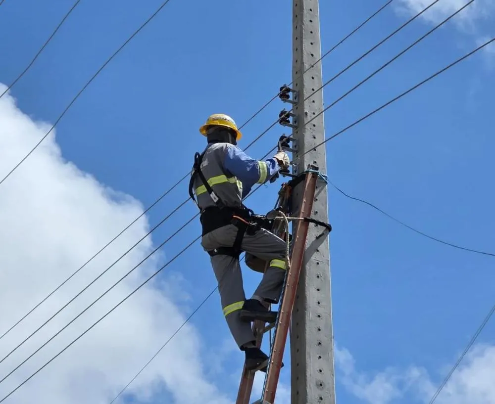 Equatorial garante eficiência energética no desligamento programado para a população do Estado do Piauí