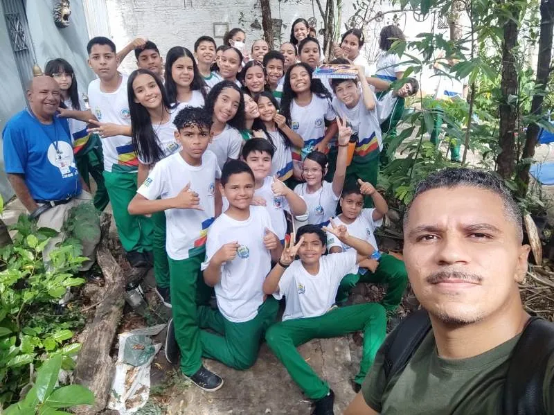 Alunos da Escola Maria Antonieta exploram a história regional no Museu Mãe Luiza