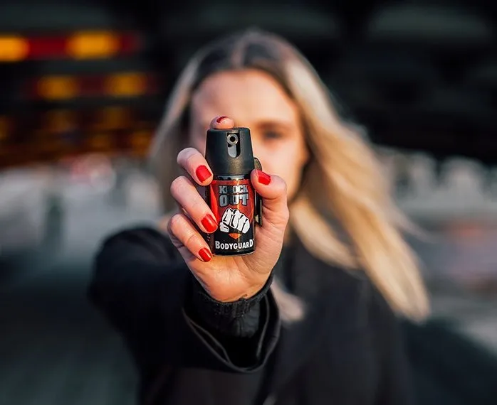 Lula sanciona lei que autoriza venda de spray de pimenta para defesa pessoal de mulheres