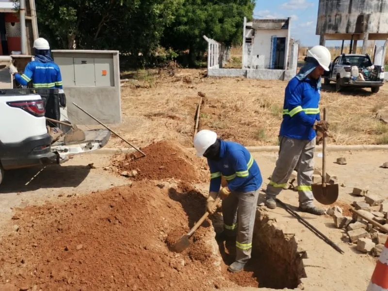 Águas do Piauí amplia abastecimento de água nos bairros Campestre e Lavanderia em Valença do Piauí